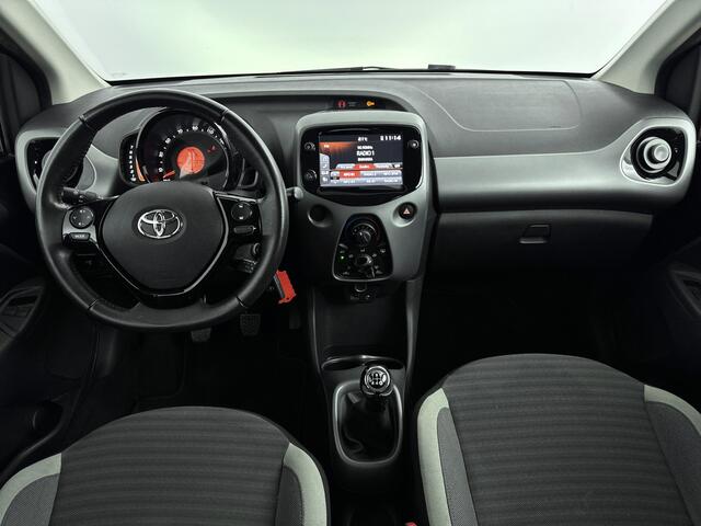 Toyota AYGO 1.0 VVT-i x-play limited | Apple Carplay -/ Android Auto | Airco | Parkeercamera |
