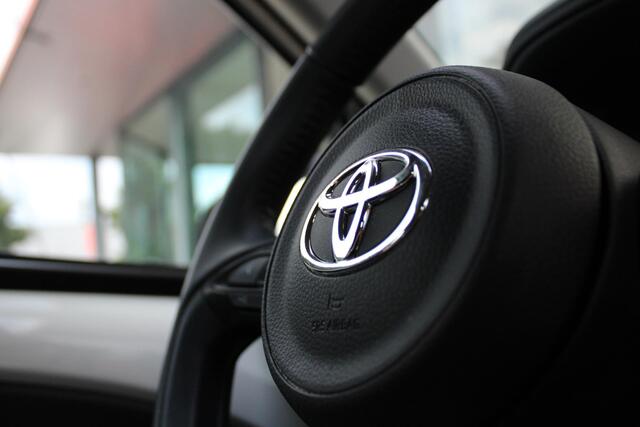 Toyota AYGO X 1.0 VVT-i MT Play Achteruitrijcamera, Cruise Control Adaptief, Airco, Apple Carplay/Android Auto