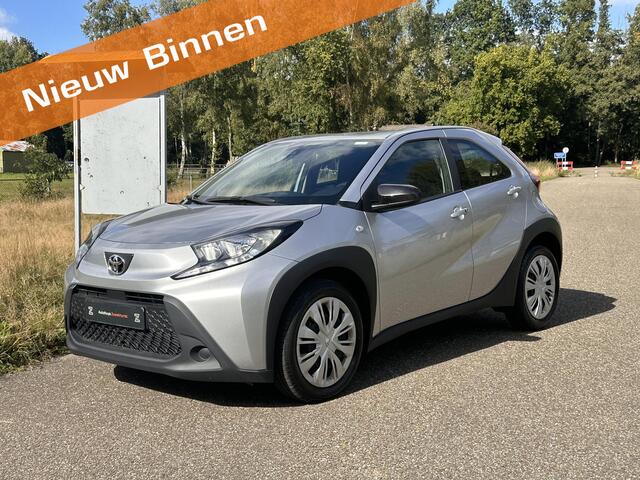 Toyota AYGO X 1.0 VVT-i S-CVT Play Automaat | Climate control | Keyless | Carplay