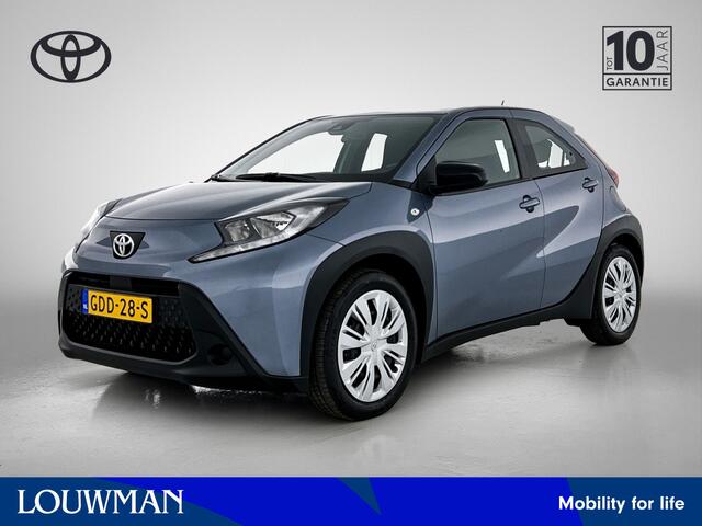 Toyota AYGO X 1.0 VVT-i MT Play | CarPlay/Android Auto | Camera | Metallic lak |