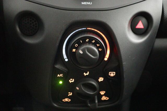 Toyota AYGO 1.0 VVT-i x-fun | Airco | Bluetooth |