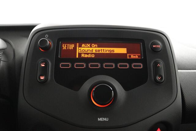 Toyota AYGO 1.0 VVT-i x-fun | Airco | Bluetooth |