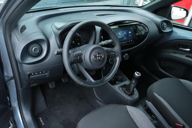 Toyota AYGO X 1.0 VVT-i MT Play Apple carplay, Android auto, Nieuw, Snel leverbaar!