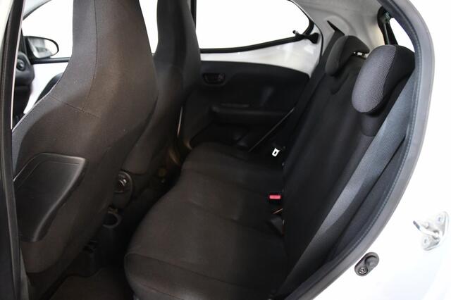 Toyota AYGO 1.0 VVT-i x-fun