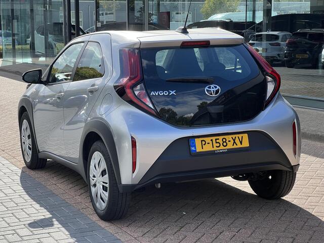Toyota AYGO X 1.0 VVT-i MT Play