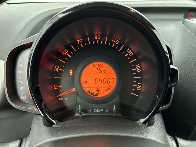 Toyota AYGO 1.0 VVT-i x-play | Dealer onderhouden | Achteruitrijcamera |