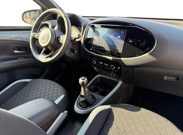 Toyota AYGO 1.0 VVT-i MT Pulse I Carplay I Camera I Climate Control