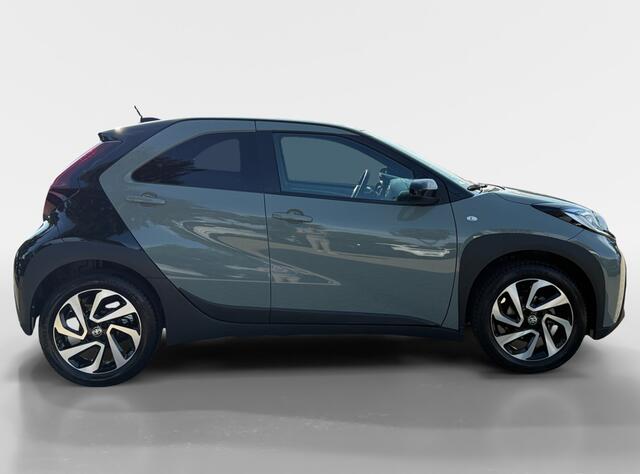 Toyota AYGO 1.0 VVT-i MT Pulse I Carplay I Camera I Climate Control