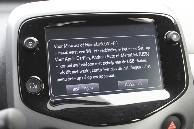 Toyota AYGO 1.0 VVT-i x-play | Rijklaar | Apple/Android | Airco | Camera | DAB | El.Pakket | Dealer onderhouden