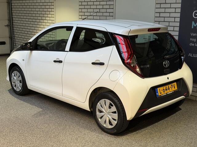 Toyota AYGO 1.0 VVT-i x-fun
