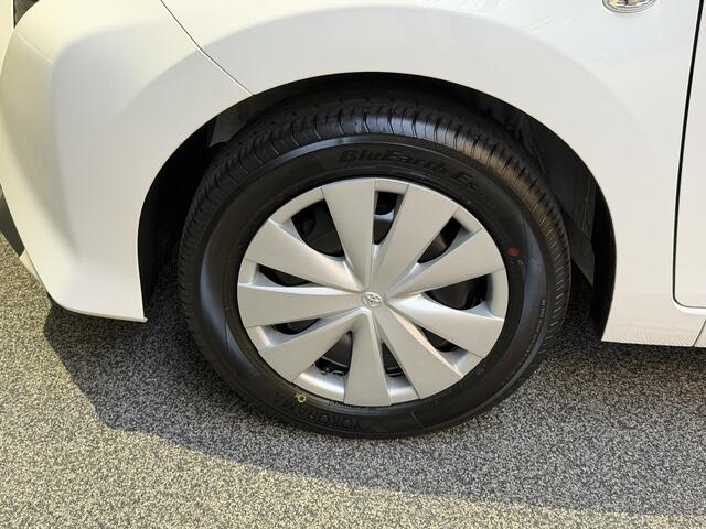 Toyota AYGO 1.0 VVT-i x-fun