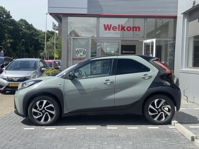 Toyota AYGO X 1.0 VVT-i MT Pulse Apple/Android, Cruise control, 17inch velgen, Voorstoelen verwarmd , All-in Rijklaarprijs