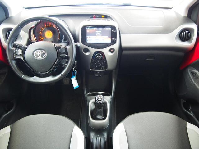 Toyota AYGO 1.0 VVT-i x-play (APK:Nieuw) Incl.garantie