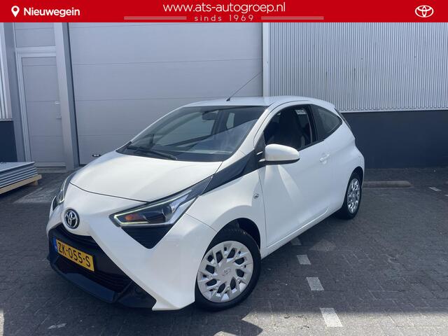 Toyota AYGO 1.0 VVT-i x-play Automaat