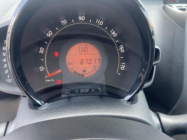 Toyota AYGO 1.0 VVT-i x-play Automaat