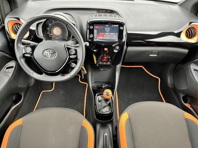 Toyota AYGO 1.0 VVT-i TeamNL JBL Clima NL auto 1e Eigenaar Dealer onderhouden