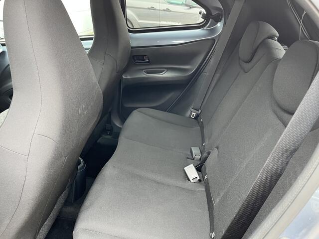 Toyota AYGO X 1.0 VVT-i MT Envy Premium PDC Clima Stoelverwarming Apple Carplay Android auto