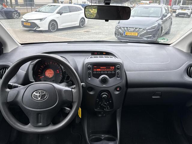 Toyota AYGO 1.0 VVT-i x-now **RADIO/ AIRCO/ AUX/ GARANTIE**