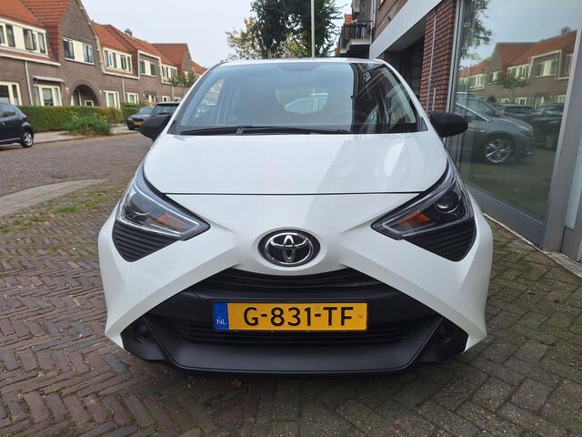 Toyota AYGO 1.0 VVT-i X-Fun 5Drs /Airco/Bluetooth/Led/Garantie