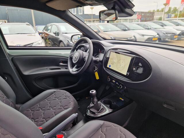 Toyota AYGO X 1.0 VVT-i MT Envy