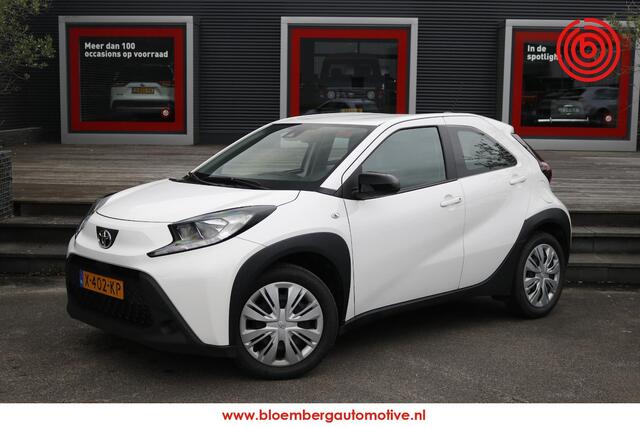 Toyota AYGO X 1.0 VVT-i MT Play