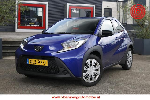 Toyota AYGO X 1.0 VVT-i MT Play