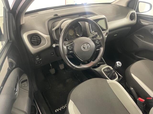 Toyota AYGO 1.0 VVT-i x-play, Camera! Navi! VERWACHT!!