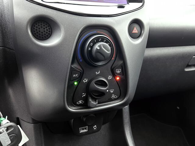 Toyota AYGO 1.0 VVT-i x-play