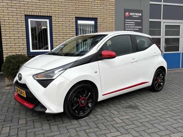 Toyota AYGO 1.0 VVT-i x-play CARPLAY-AIRCO-CAMERA