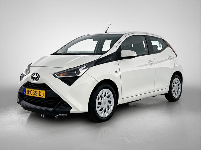 Toyota AYGO 1.0 VVT-i x-play | Achteruitrijcamera | Apple Carplay/Android Auto |