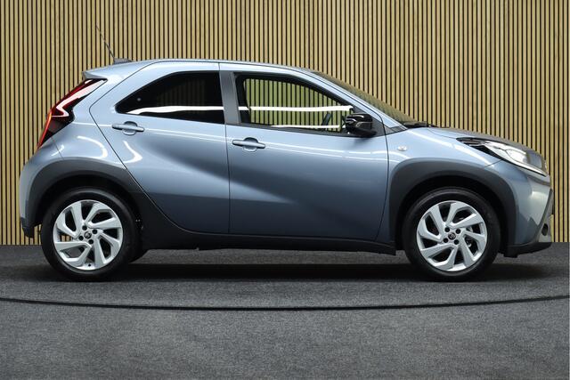 Toyota AYGO X 1.0 VVT-i S-CVT Pulse Facelift | Direct Leverbaar! | Adaptive-cruise | Clima | Camera | Apple Carplay & Andtoid Auto | Maps Navigatie | Full led | Winterpakket