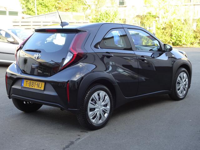 Toyota AYGO X 1.0 VVT-i MT Play Airco, cruise controle, achteruitrijcamera, elektrische ramen, centrale vergrendeling, enz.