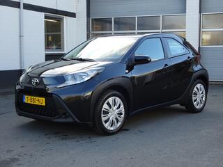 toyota-aygo-x-1.0-vvt-i-mt-play-air