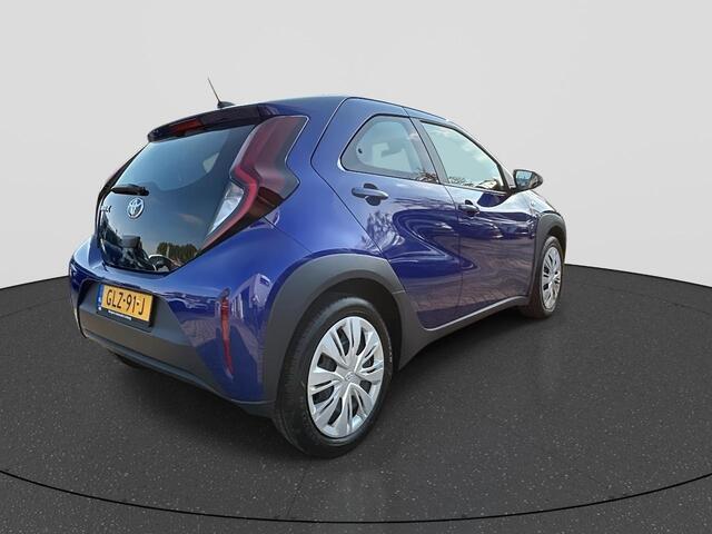 Toyota AYGO X 1.0 VVT-i MT Play