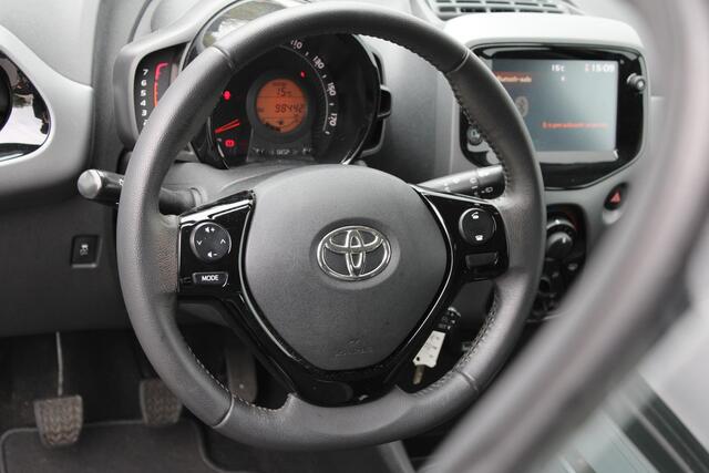 Toyota AYGO 1.0 VVT-i x-play 1e Eigenaar, Applecarplay/Androidauto, Achteruitrijcamera