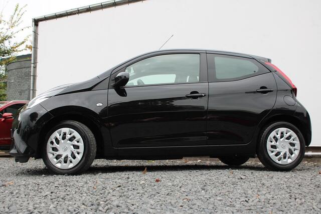 Toyota AYGO 1.0 VVT-i x-play 1e Eigenaar, Applecarplay/Androidauto, Achteruitrijcamera