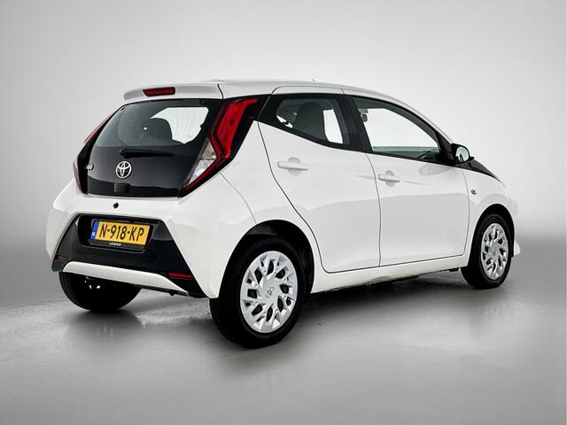 Toyota AYGO 1.0 VVT-i x-play