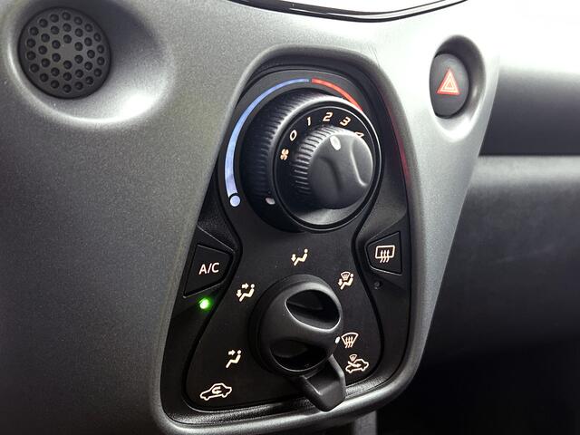 Toyota AYGO 1.0 VVT-i x-play