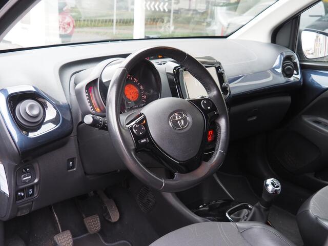 Toyota AYGO 1.0 VVT-i x-joy Navi| Cruise controle| Camera