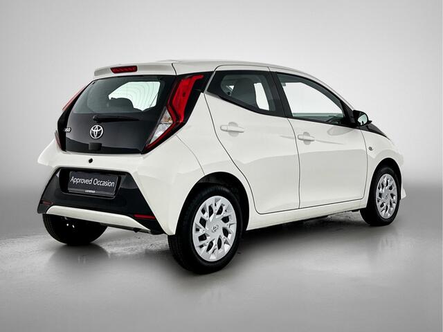 Toyota AYGO 1.0 VVT-i x-play | Apple Carplay/Android Auto | Camera |