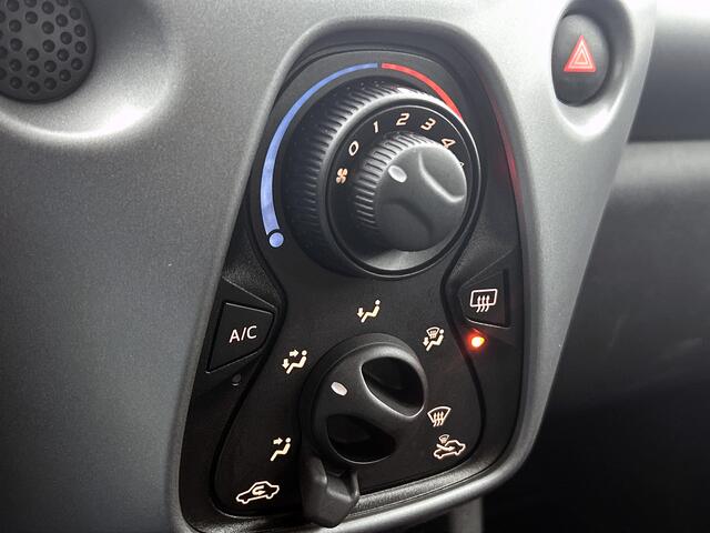 Toyota AYGO 1.0 VVT-i x-play