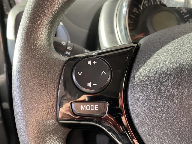 Toyota AYGO 1.0 VVT-i x-fun met Airco, Bluetooth 5 deuren en zeer weinig km