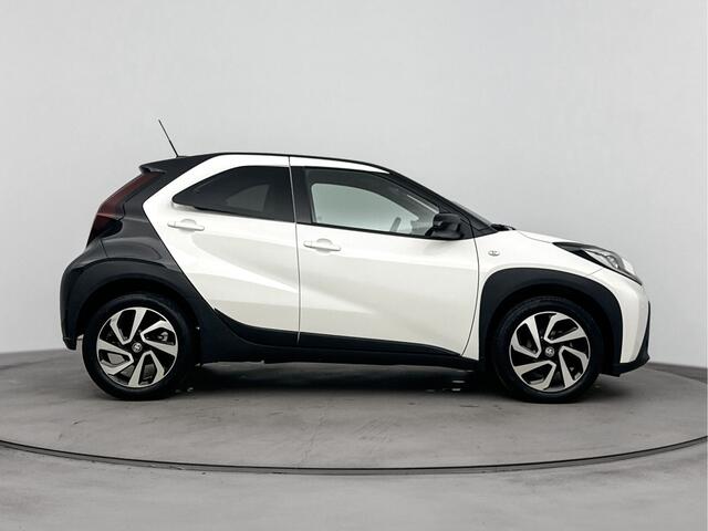 Toyota AYGO X 1.0 VVT-i S-CVT Pulse | NL-Auto | Dealeronderhouden | Apple Carplay/Android Auto | LM-Velgen |