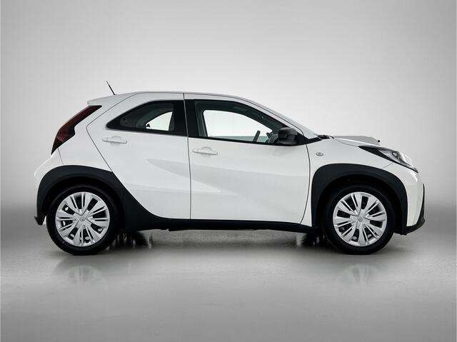 Toyota AYGO X 1.0 VVT-i MT Play