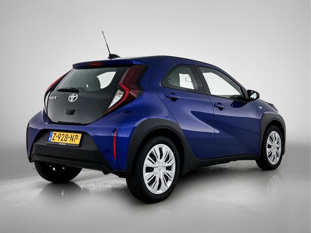 Toyota AYGO X 1.0 VVT-i MT Play