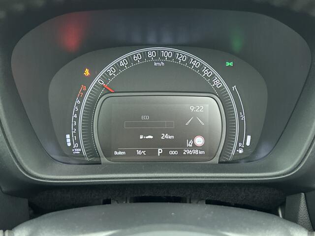 Toyota AYGO X 1.0 VVT-i S-CVT Premium | Open dak | Lederen bekleding | Stoelverwarming | JBL |