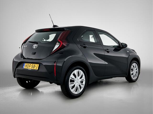 Toyota AYGO X 1.0 VVT-i MT Play