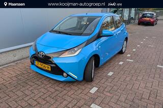 toyota-aygo-1.0-vvt-i-x-play-x-nav