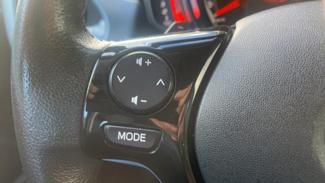 Toyota AYGO 1.0 VVT-i x-play