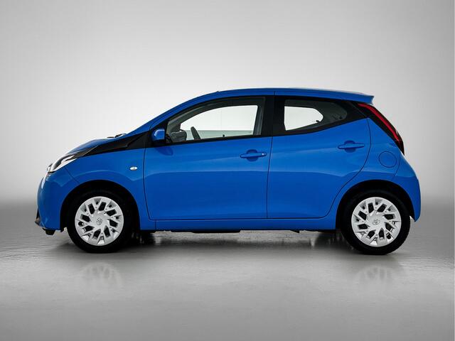 Toyota AYGO 1.0 VVT-i x-play | Airco | Bluetooth |